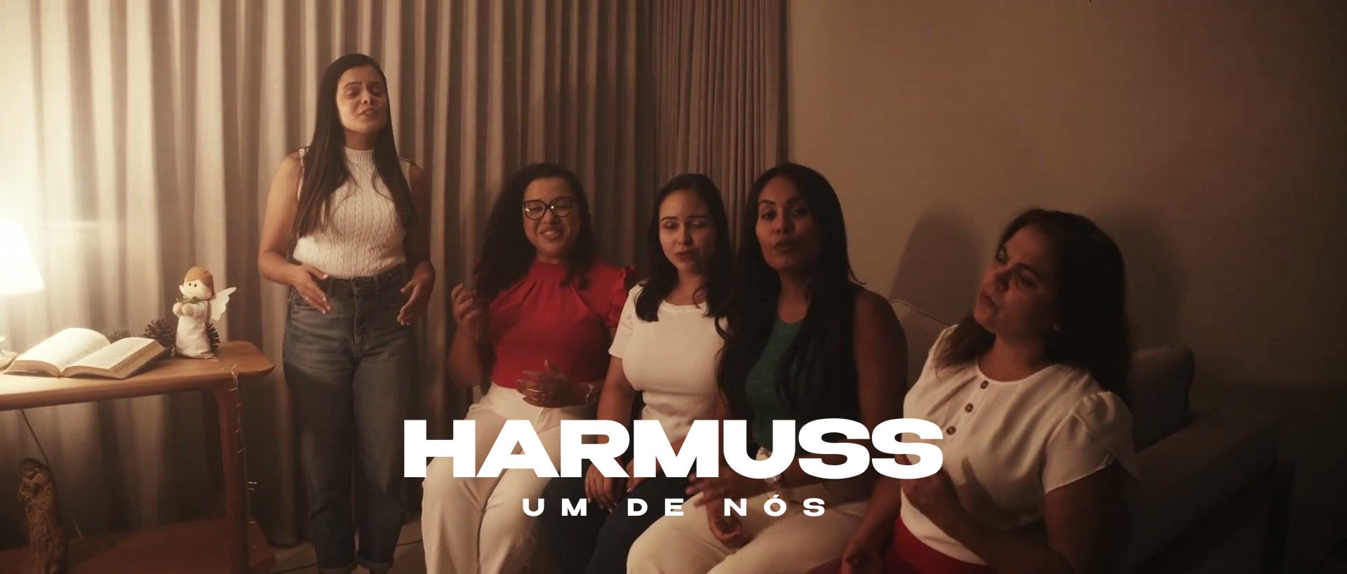 HarmusS · Um de Nós